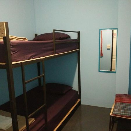 J Giant Hostel Chiang Mai Ngoại thất bức ảnh