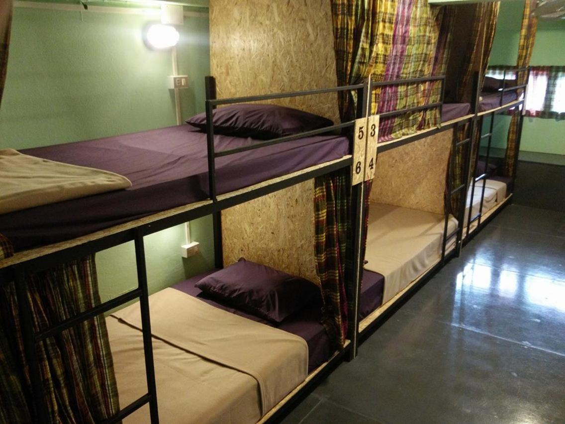 J Giant Hostel Chiang Mai Ngoại thất bức ảnh