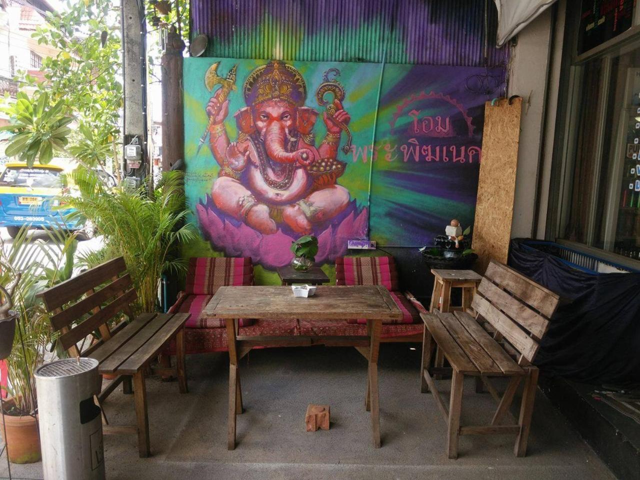 J Giant Hostel Chiang Mai Ngoại thất bức ảnh