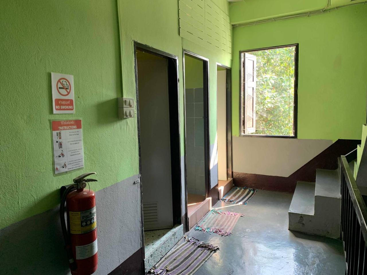 J Giant Hostel Chiang Mai Ngoại thất bức ảnh