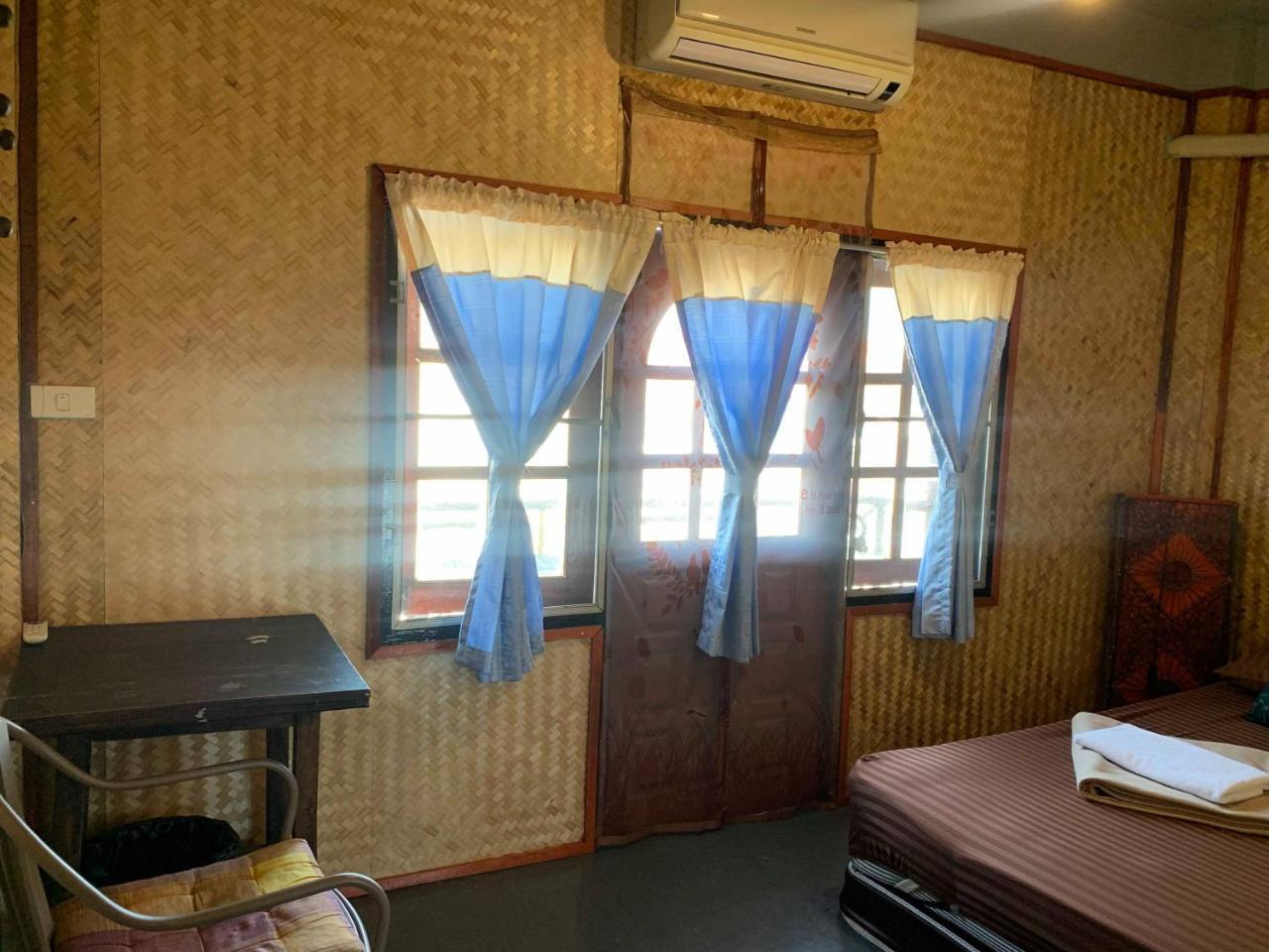 J Giant Hostel Chiang Mai Ngoại thất bức ảnh