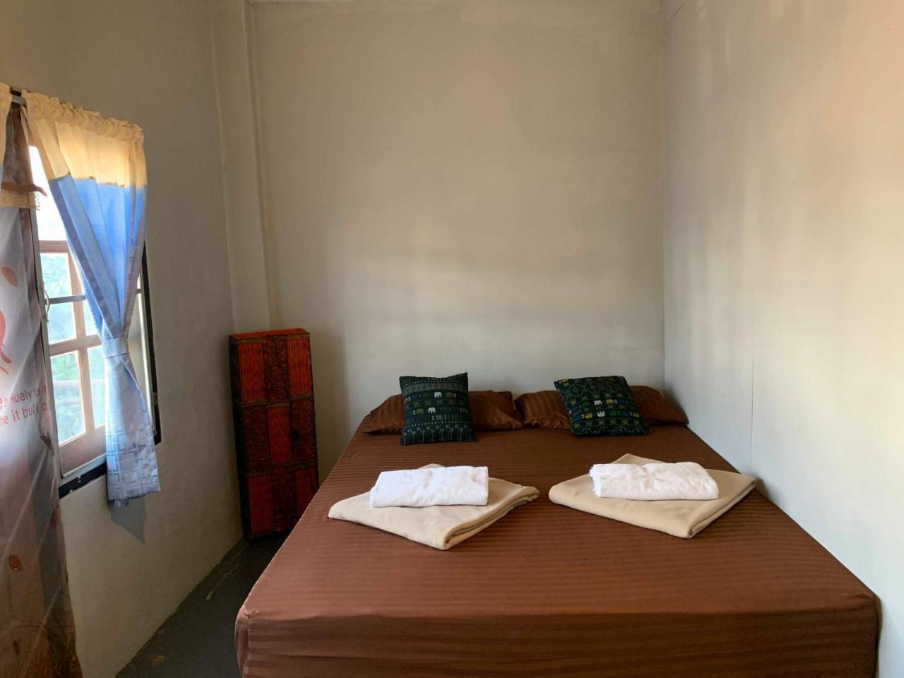 J Giant Hostel Chiang Mai Ngoại thất bức ảnh