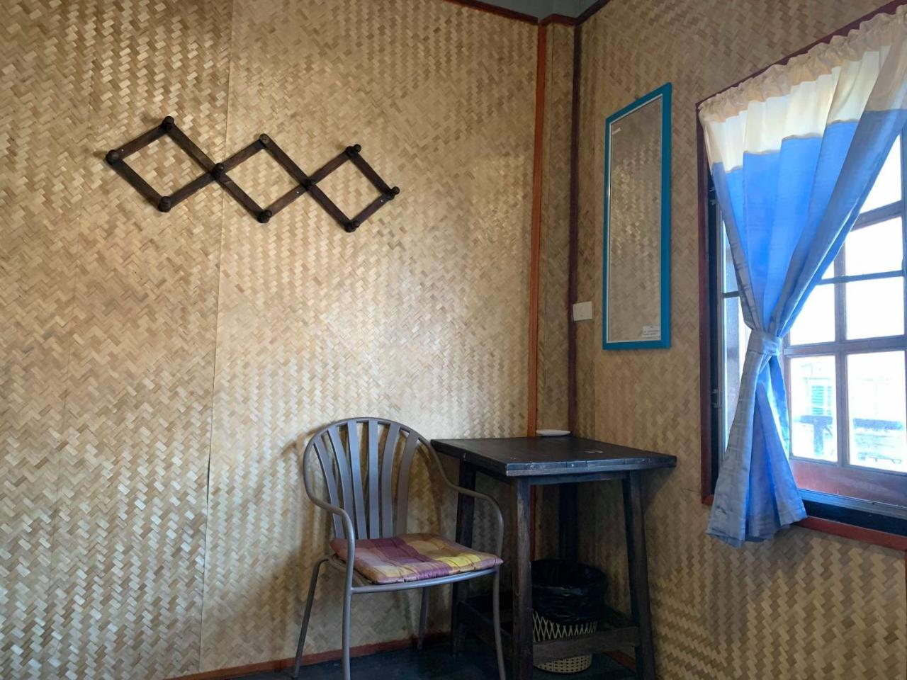 J Giant Hostel Chiang Mai Ngoại thất bức ảnh
